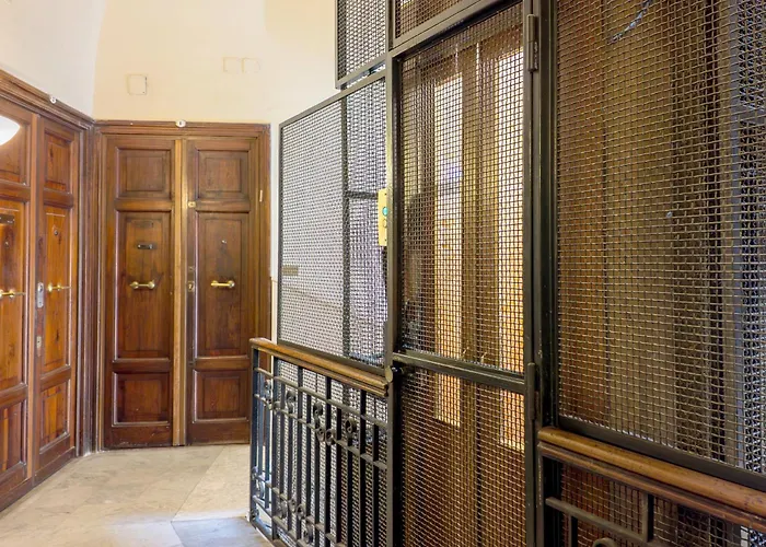The Rent - Three-room With View Of The Portico D'ottavia Daire *