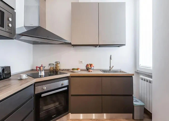 Daire The Rent - Three-room With View Of The Portico D'ottavia Roma