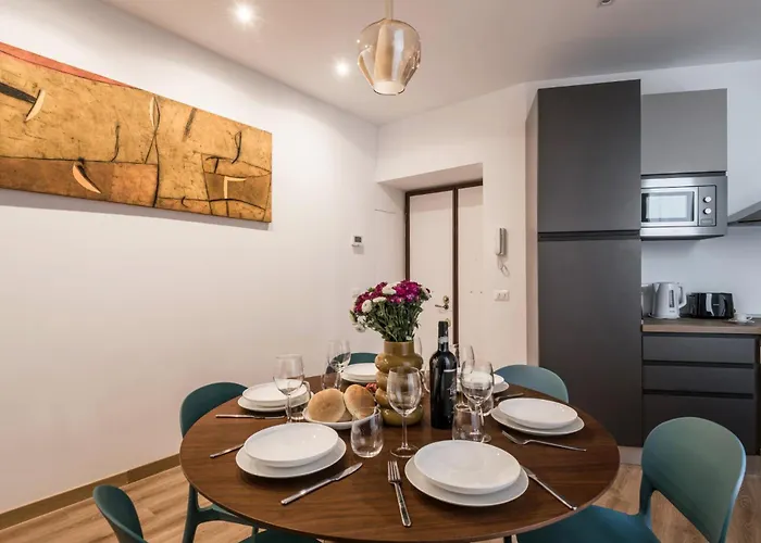 Daire The Rent - Three-room With View Of The Portico D'ottavia Roma